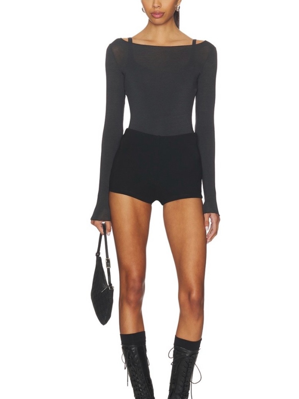 SKIMS NTW - the essential pants high waist hot shorts